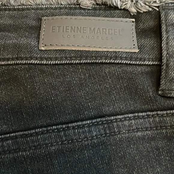Etienne Marcel Women’s Black High-Waisted Wide Leg Frayed Edge Jeans - Picture 6 of 7